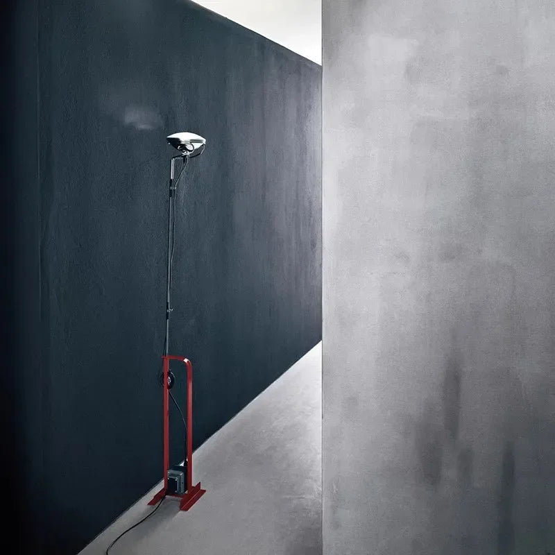 Lampadaire Classique Design Italien Pour Une Décoration Moderne