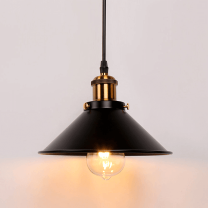 Lampe pendante en forme de cône en laiton