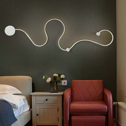 Applique Murale Moderne À Led Incurvée En Aluminium En Forme De Serpent À 1 Lumière