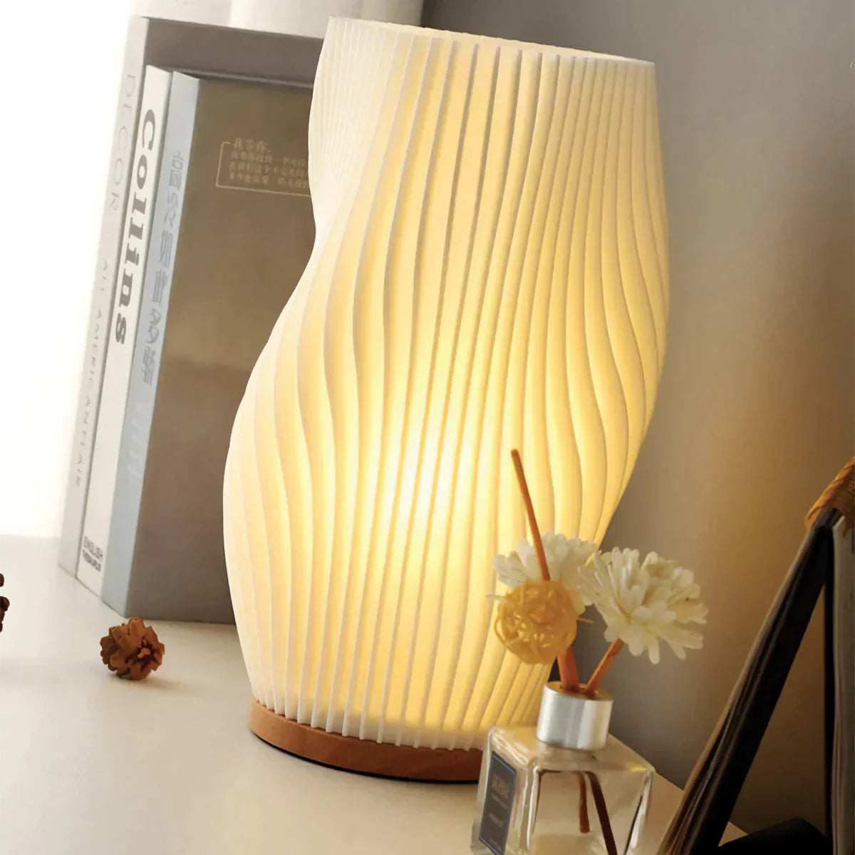 Lampe Serene Wavecrest