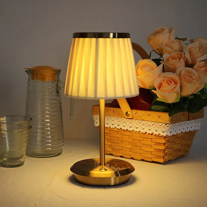 Lampe De Table Classique Et Élégante