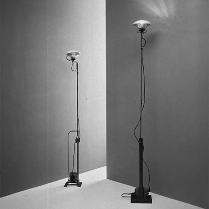 Lampadaire Classique Design Italien Pour Une Décoration Moderne