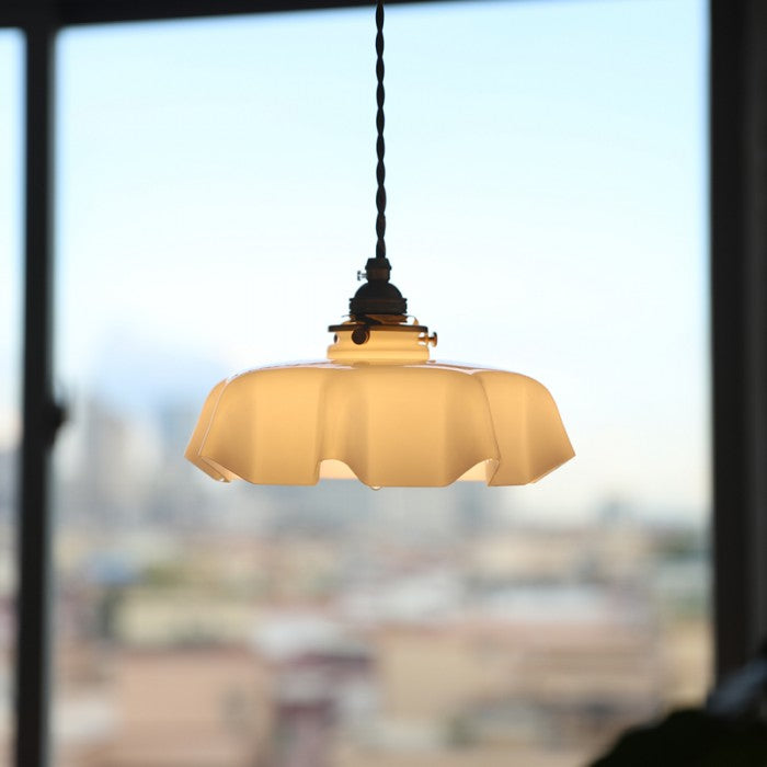 Lampe Suspendue Rétro En Verre À Motif De Fleur De Couleur Crème