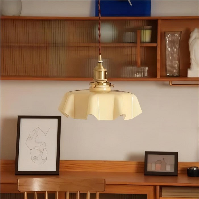 Lampe Suspendue Rétro En Verre À Motif De Fleur De Couleur Crème